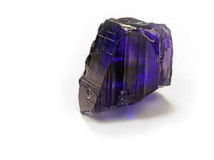 Tanzanite is strongly pleochroic, as the above two photos of the same crystal show. Photo: Wimon Manorotkul/Pala International; specimen courtesy of William Larson