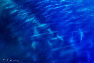 Stellate cottony silk in Kashmir sapphire.