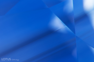 This sapphire contains fine, milky texture clouds that create a “velvety” glow.