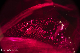 Flux-healed fissure in a heated ruby from Burma’s Mong Hsu area.