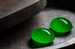 From Fei Cui to Jadeite to Fei Cui • Questions on Fei Cui